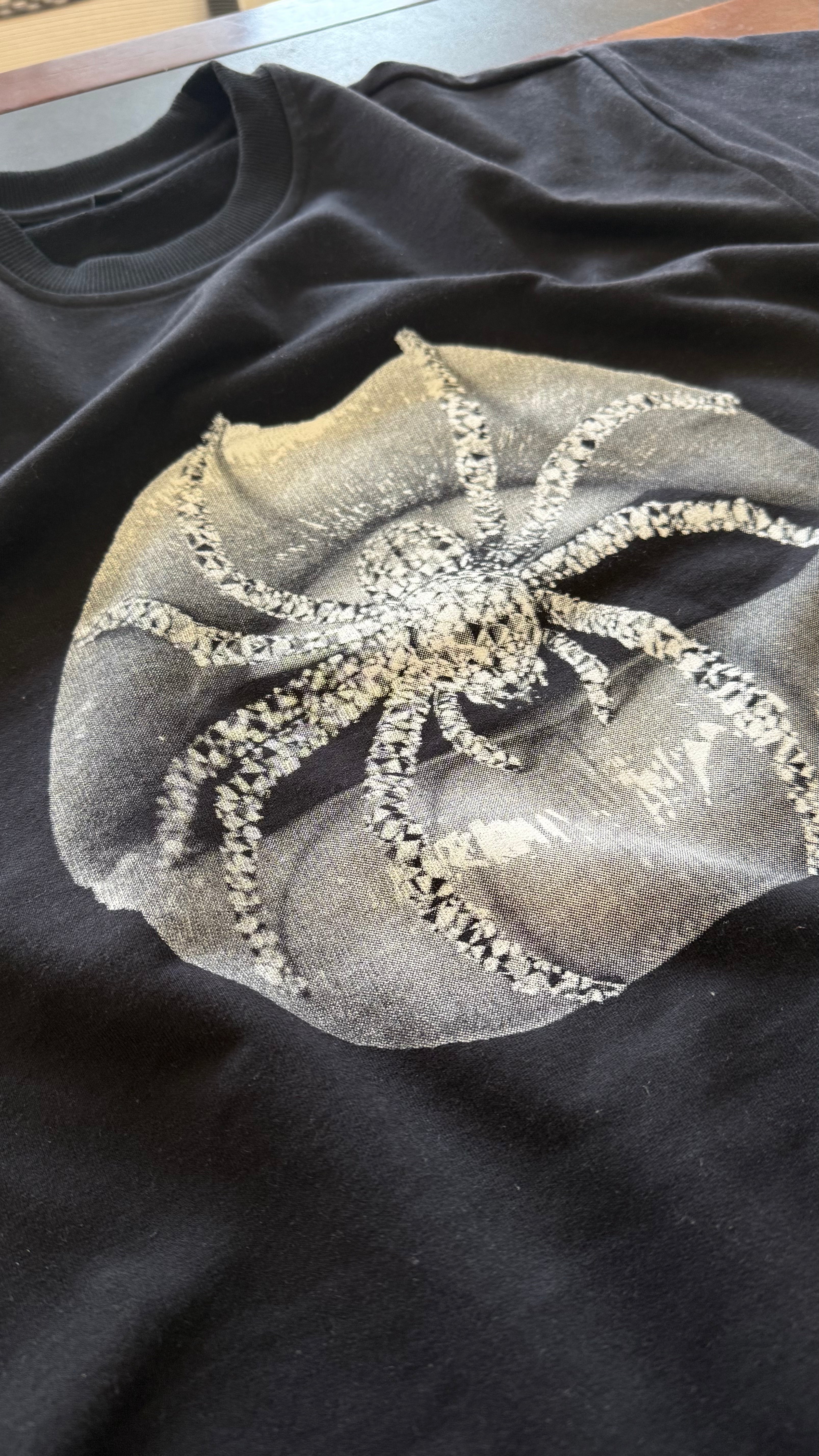 Diamond spider tee