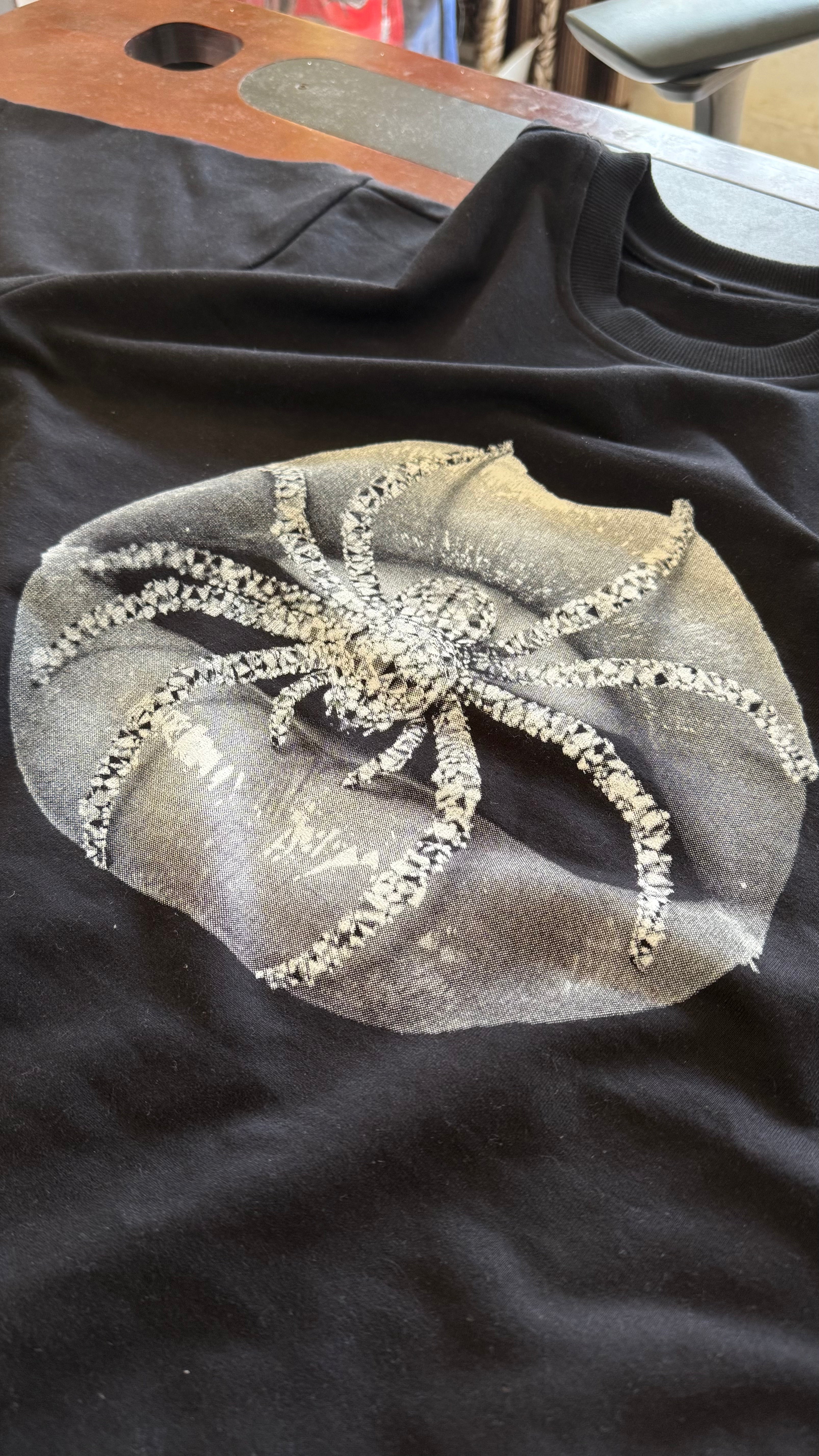 Diamond spider tee